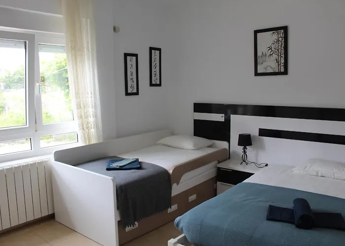 Hébergement de vacances Casa Frutales - Mit Obst- Und Blumengarten Nahe Bei